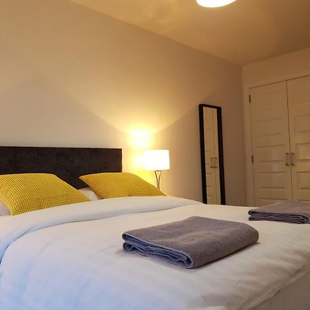 11 Royal View Apartments スターリング エクステリア 写真